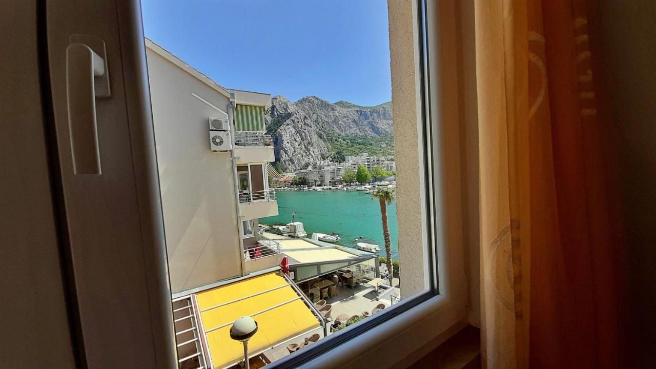 Apartment Jen Omis Exterior photo